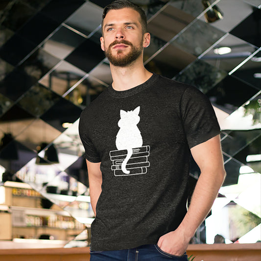 Black cat t shirt